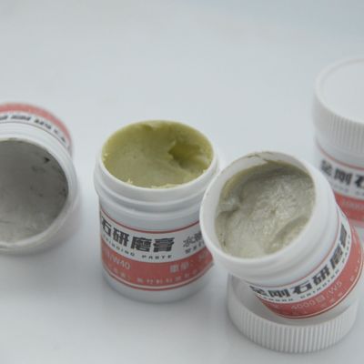 Metallographische Analyse Experiment Diamant Abrasive Paste für das Lapping von Wolframkarbid